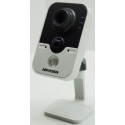 IP камера Hikvision DS-2CD2412F-I